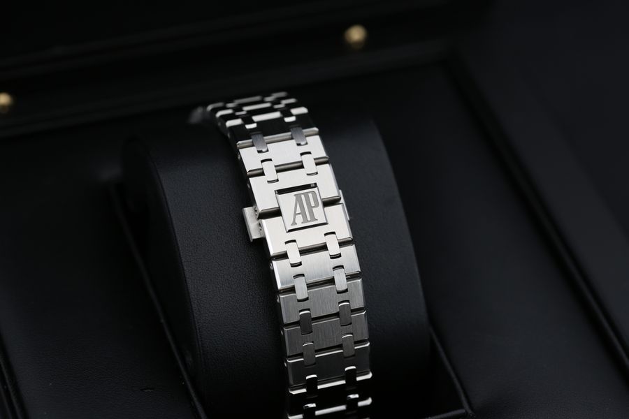 Audemars Piguet Royal Oak Perpetual Calendar 26574ST.OO.1220ST.02